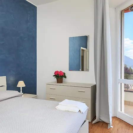 Costa Azzurra By Impero House Apartment Stresa Exterior photo